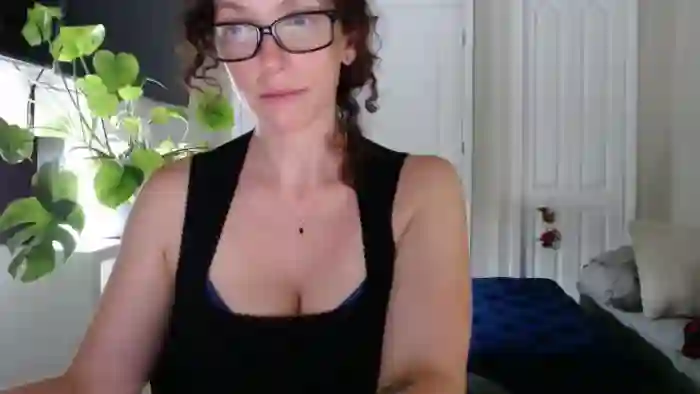 2025/08/26/mfc-sarah_stark-13-15-21