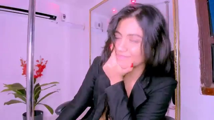 Scarletfox723