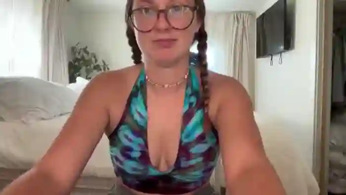 2025/08/29/mfc-journeyjade-18-21-51