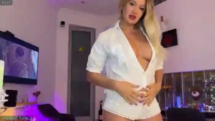 2025/08/31/mfc-alexiangel-04-17-41