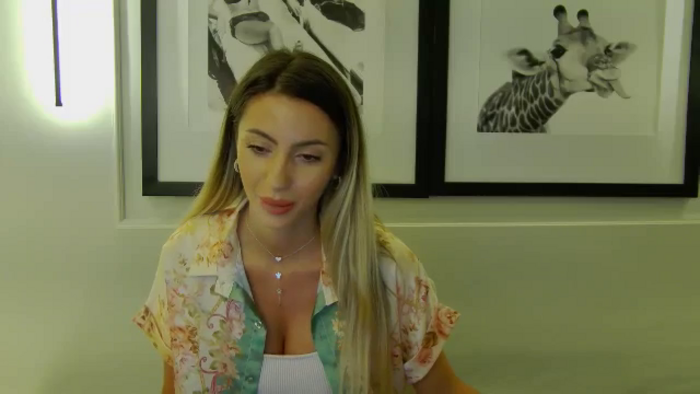 Blonde_Ashley