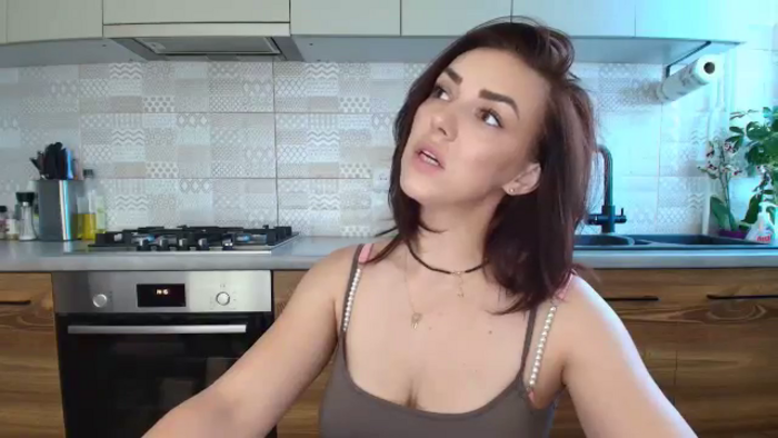 MissNelly_