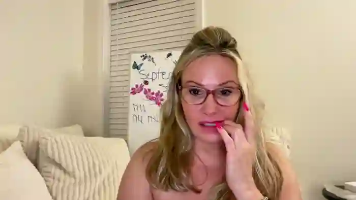 2025/09/07/mfc-milf_goddess-02-58-04