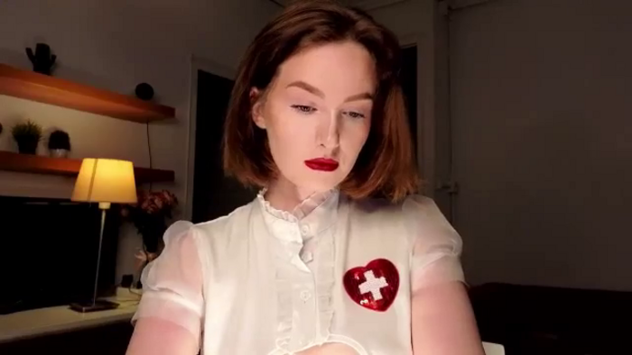 Red_Lips_Girl
