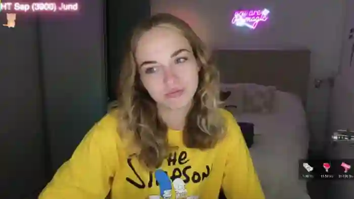 2025/09/08/mfc-aliannaa-19-43-04