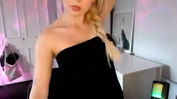 2025/09/08/mfc-british_cutie-17-41-39