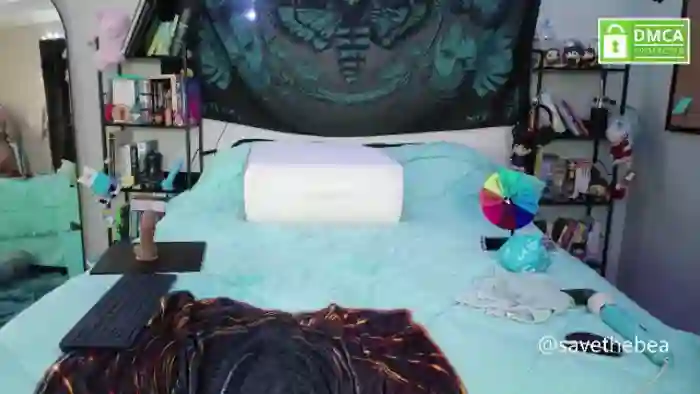 2025/09/08/mfc-savethebea-19-57-47