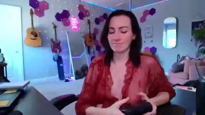 2025/09/09/mfc-meredithbae-19-47-31