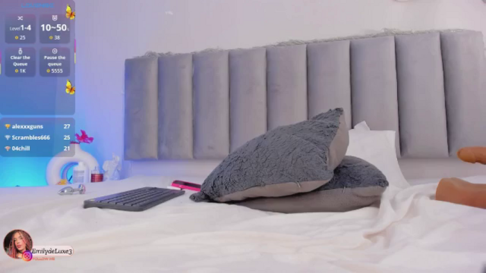 EmelyDeluxe