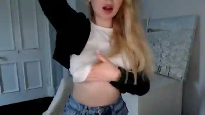 2025/09/11/mfc-british_cutie-13-05-01