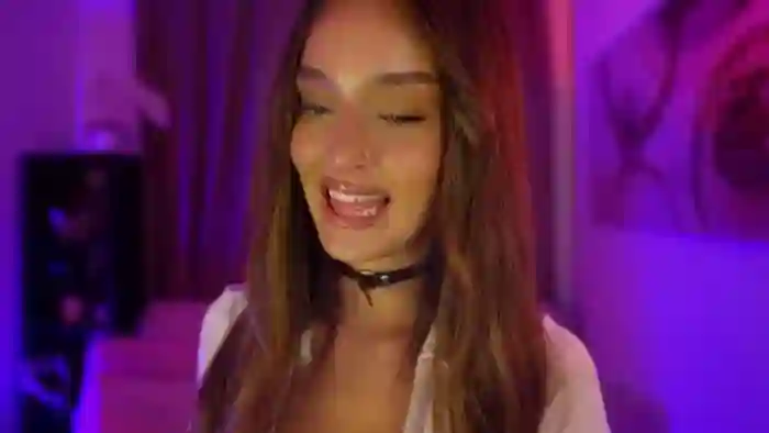 2025/09/11/mfc-clara_mia-21-10-18