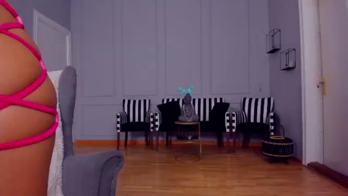 AwwwElla