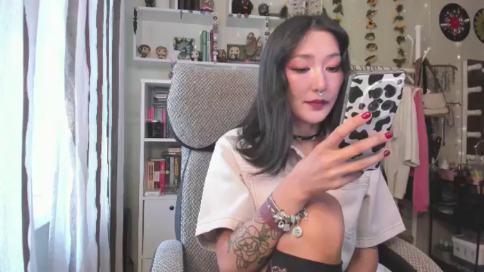 KellyAsian