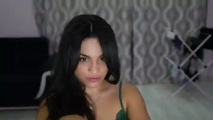 2025/09/14/mfc-tinyandrea-01-44-50
