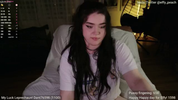 Effy_peach