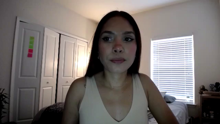 Zyrabrunette