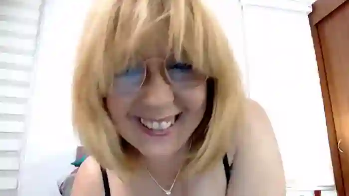 2025/09/16/mfc-wackycharm-00-09-30