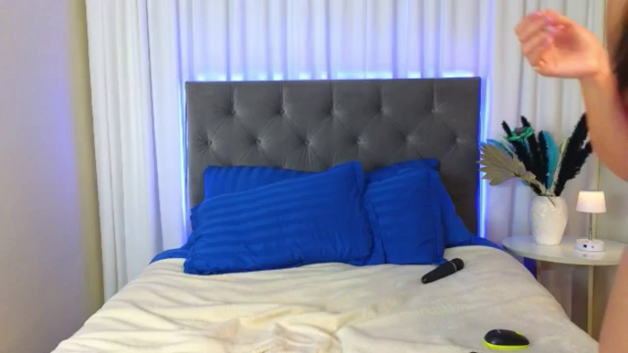 ArianaPetite