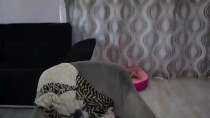 2025/09/17/mfc-tinyandrea-04-27-44