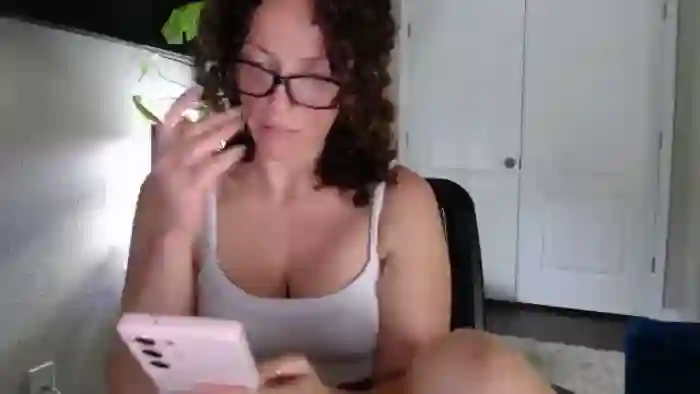 2025/09/18/mfc-sarah_stark-12-16-19