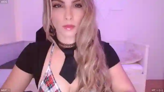2025/09/18/mfc-stacydoll-22-02-00