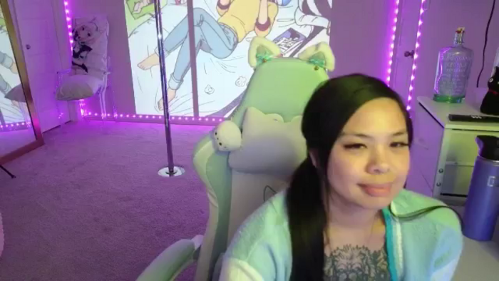dolllface