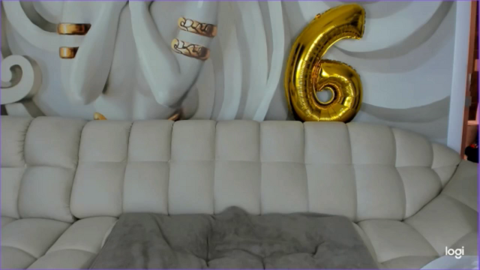 HaleySweet18