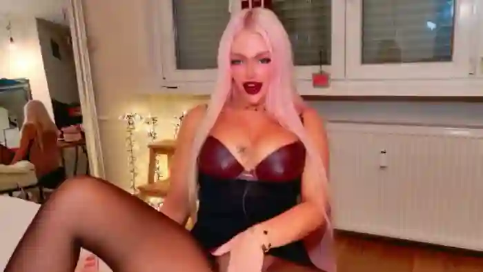 2025/09/22/mfc-squirtly_alex-20-47-33