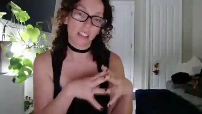 2025/09/23/mfc-sarah_stark-11-59-04