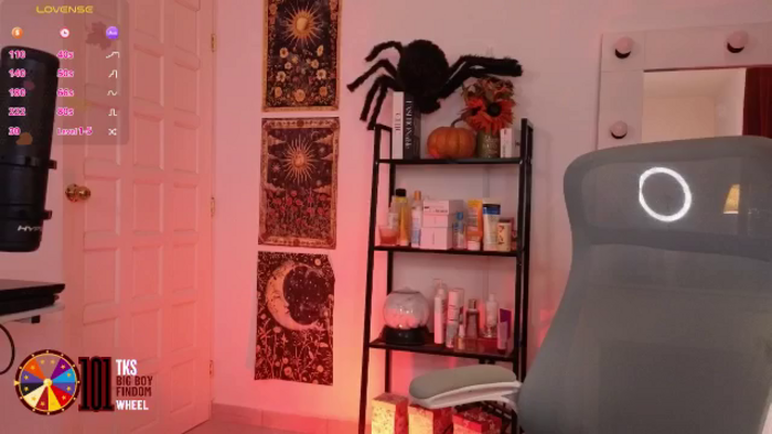 LilyVelvet