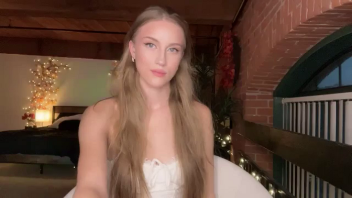 Luna_Moore1
