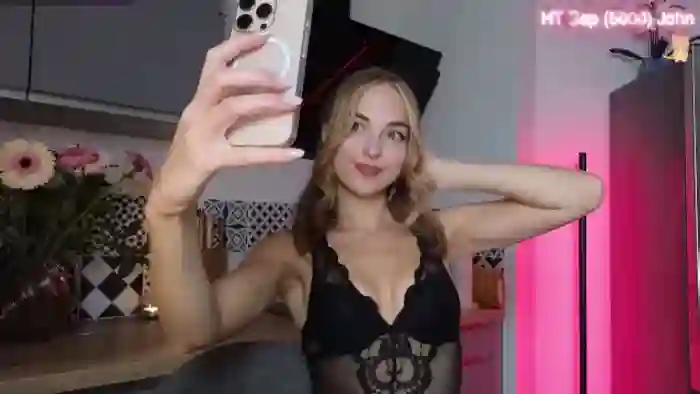 2025/09/28/mfc-aliannaa-17-53-25