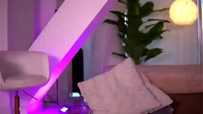 2025/10/01/mfc-kaylabray-05-06-02