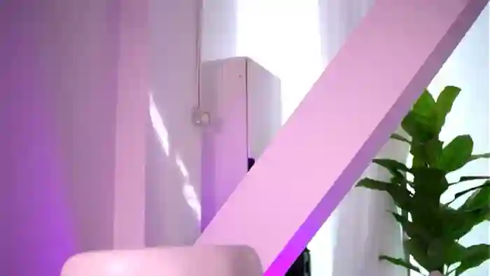 2025/10/01/mfc-kaylabray-07-17-01