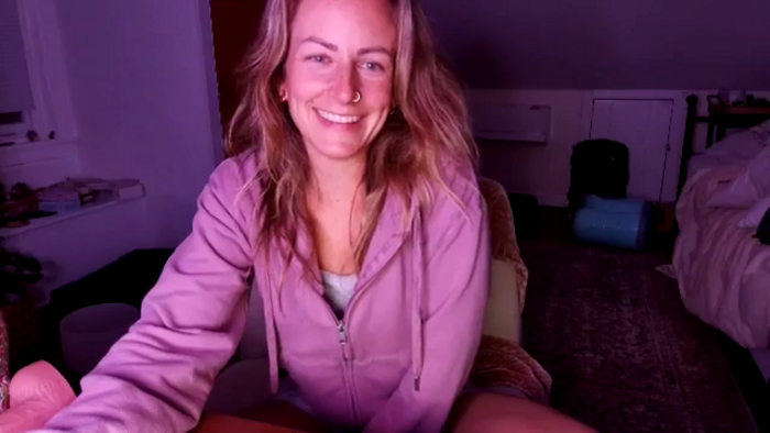 Lena_bee