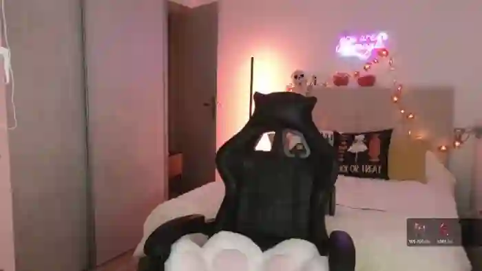 2025/10/02/mfc-aliannaa-20-40-50