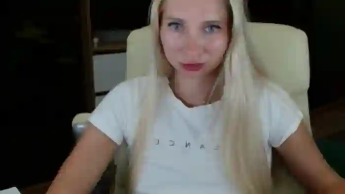 2025/10/03/mfc-miss_sylvia-22-02-16