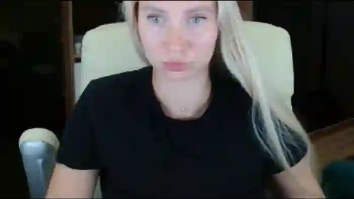 2025/10/04/mfc-miss_sylvia-20-52-44