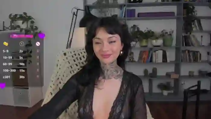 2025/10/04/mfc-ysabeau-17-41-12