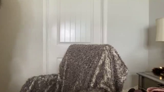 torireigns1