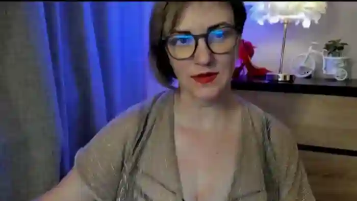 2025/10/05/mfc-eroticfelizia-18-40-45
