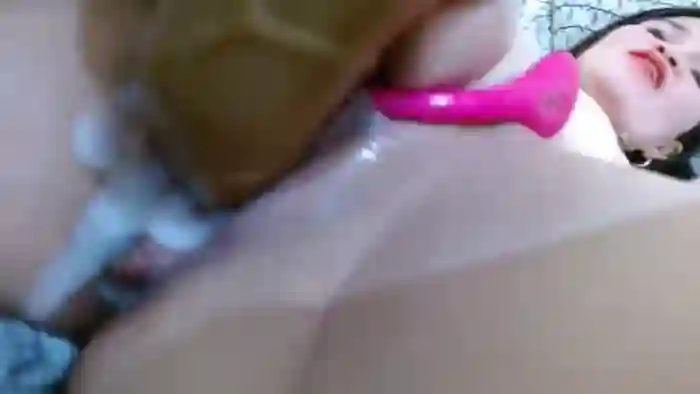 2025/10/05/mfc-rowzhannna-05-39-18