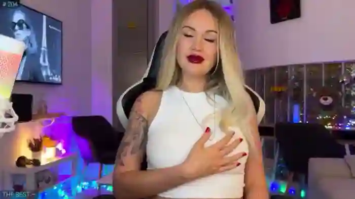 2025/10/06/mfc-alexiangel-16-23-29
