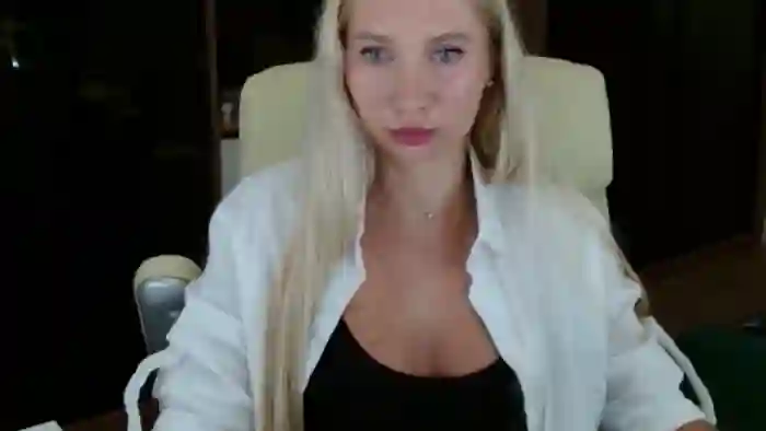 2025/10/06/mfc-miss_sylvia-18-02-39