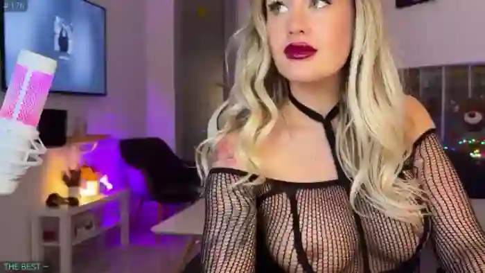 2025/10/07/mfc-alexiangel-05-34-48