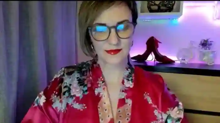 2025/10/07/mfc-eroticfelizia-13-14-57