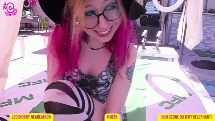 GirlbotDiv