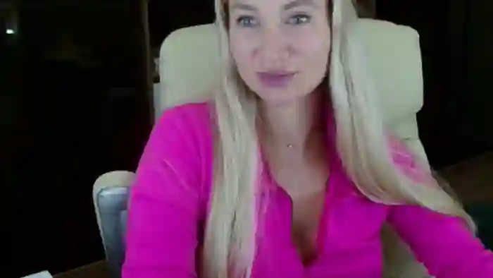 2025/10/07/mfc-miss_sylvia-16-12-42