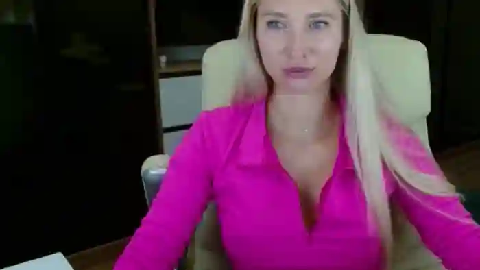 2025/10/07/mfc-miss_sylvia-20-01-21
