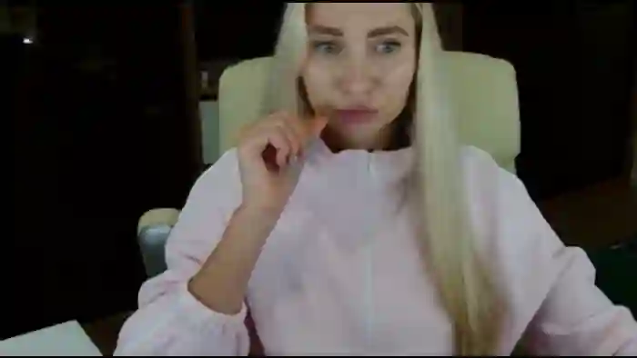 2025/10/08/mfc-miss_sylvia-18-57-20